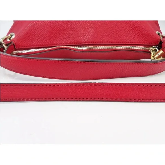Gucci Vibrant Red Shoulder Bag - Picture 8 of 15